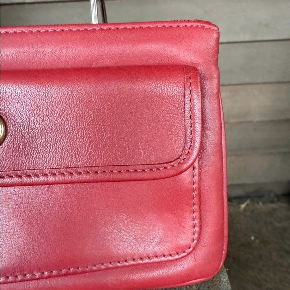 Coach Vintage Skinny Turnlock Wristlet - Picture 5 of 12